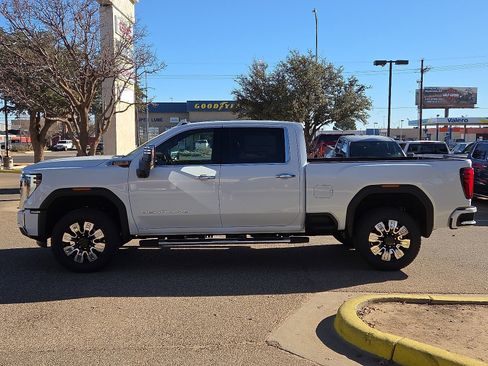New 2026 GMC Sierra 2500 Denali w/ Denali Reserve Package image 2