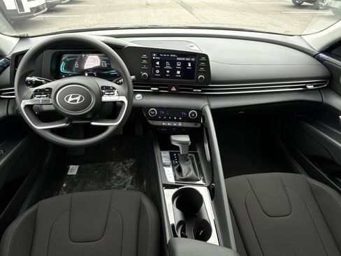 New 2026 Hyundai Elantra Blue image 23