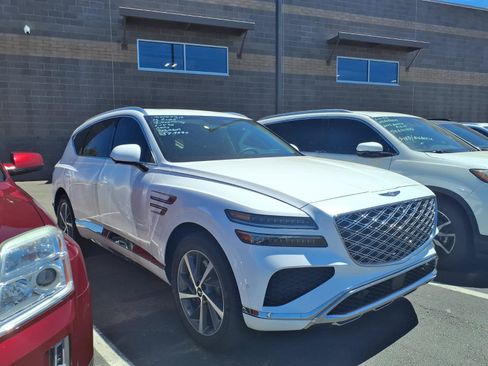 Certified 2025 Genesis GV80 3.5T Advanced AWD/4WD image 2