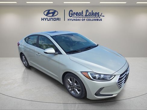 Used 2017 Hyundai Elantra Value Edition w/ Cargo Package FWD image 7