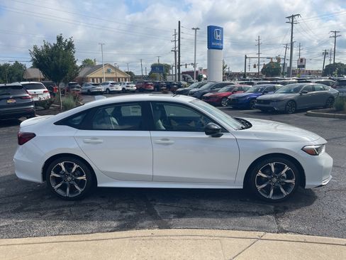 New 2026 Honda Civic image 5