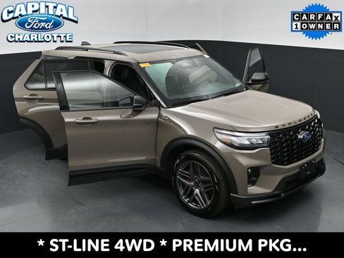 Used 2026 Ford Explorer ST-Line w/ ST-Line Street Pack AWD/4WD image 38