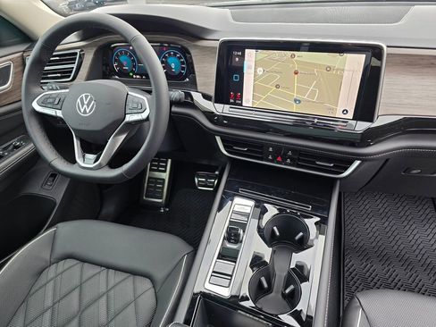 New 2026 Volkswagen Atlas SEL Premium R-Line AWD/4WD image 11