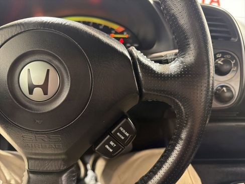 Used 2001 Honda S2000 image 22