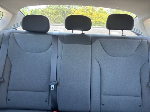 Used 2025 Kia K4 FWD image 38