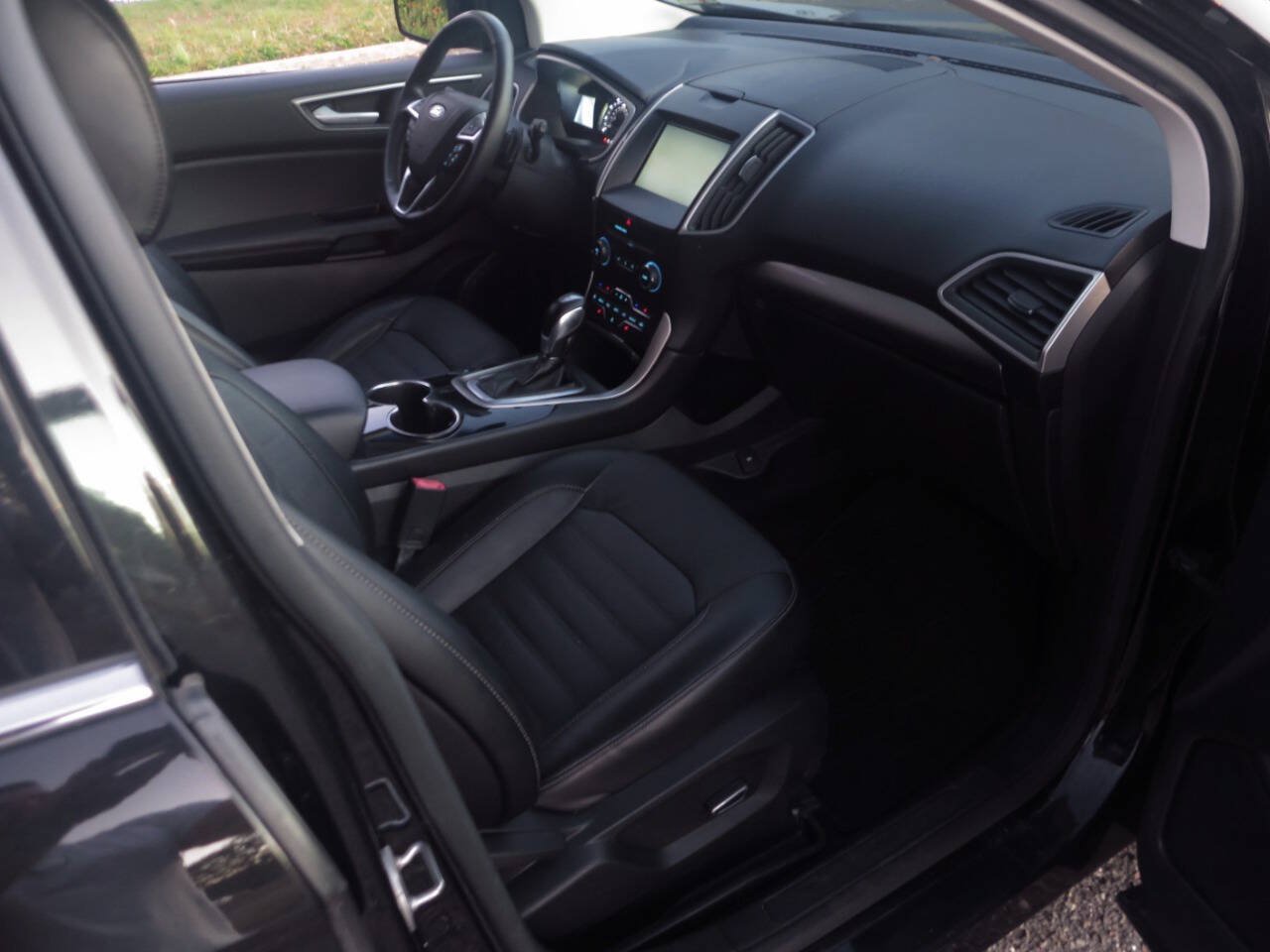Used 2015 Ford Edge SEL w/ Equipment Group 201A AWD/4WD image 36