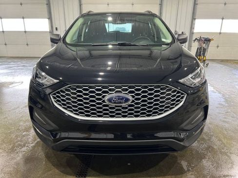 Used 2024 Ford Edge SE image 37