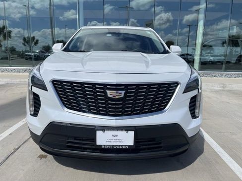 Used 2023 Cadillac XT4 Luxury image 2