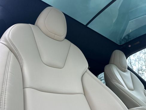 Used 2020 Tesla Model X Long Range image 21