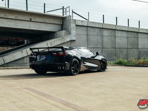 Used 2020 Chevrolet Corvette Stingray Coupe w/ Battery Protection Package RWD image 20