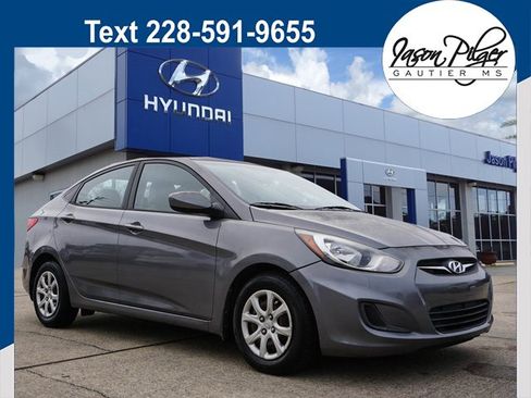 Used 2014 Hyundai Accent GLS image 1