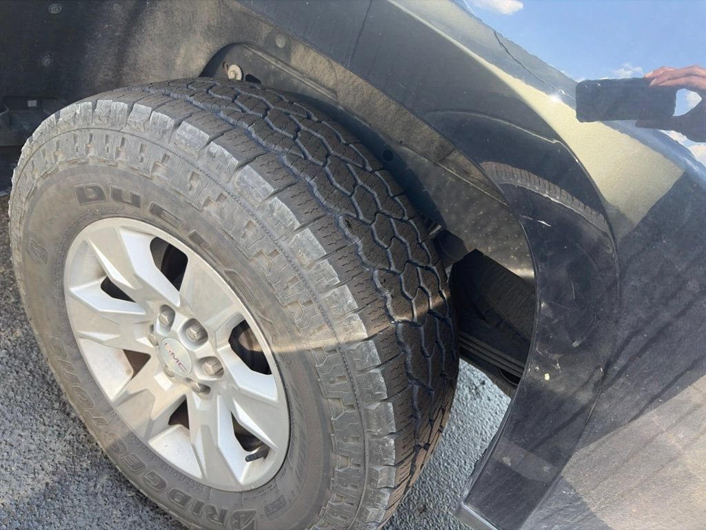 Used 2018 GMC Canyon SLE w/ SLE Convenience Package AWD/4WD image 7