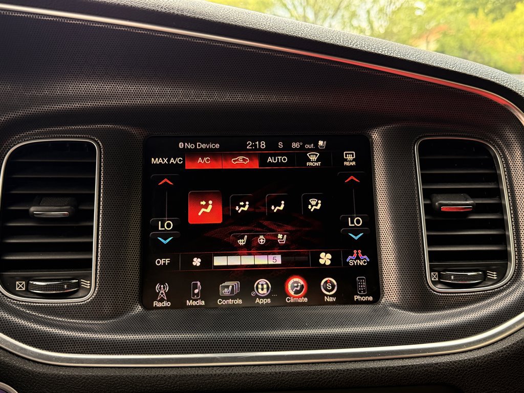 Used 2016 Dodge Charger R/T Scat Pack w/ Beats Audio Group RWD image 19