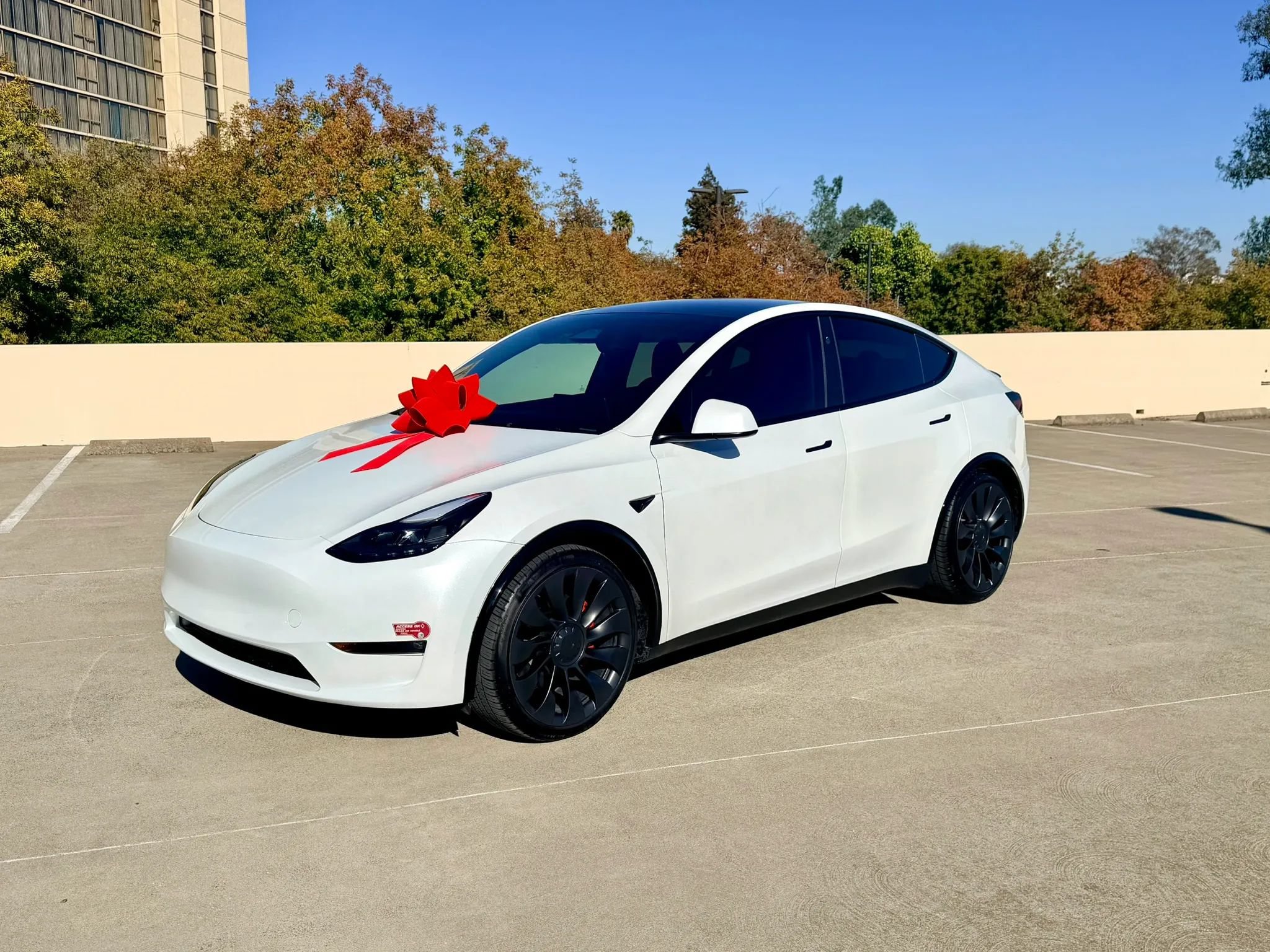 Used 2024 Tesla Model Y Performance AWD/4WD image 20