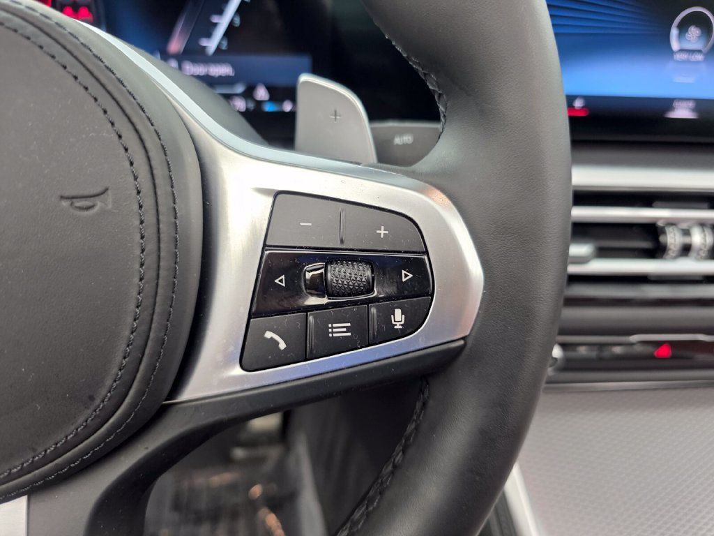 Used 2024 BMW 430i Convertible w/ M Sport Package RWD image 19
