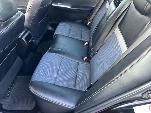 Used 2012 Toyota Camry SE FWD image 25