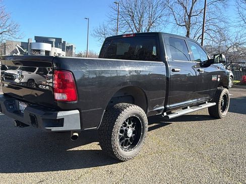 Used 2018 RAM 2500 Tradesman w/ Chrome Appearance Group image 5