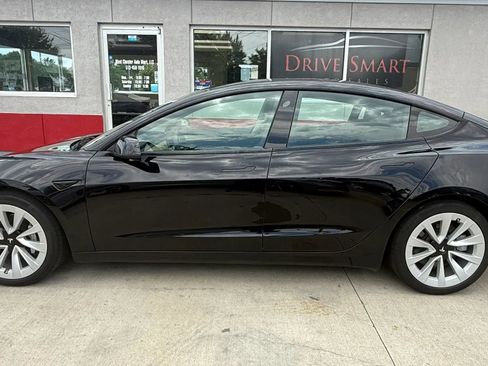 Used 2023 Tesla Model 3 Long Range AWD/4WD image 5