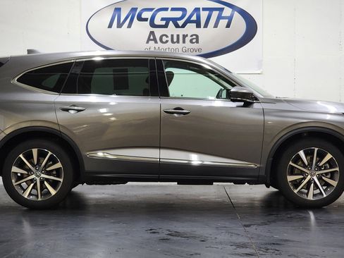 Certified 2025 Acura MDX SH-AWD w/ Technology Package image 2
