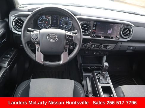 Used 2020 Toyota Tacoma TRD Sport image 16