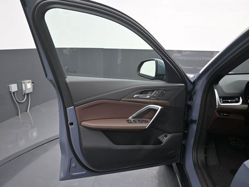 New 2025 BMW X1 xDrive28i w/ Convenience Package image 11