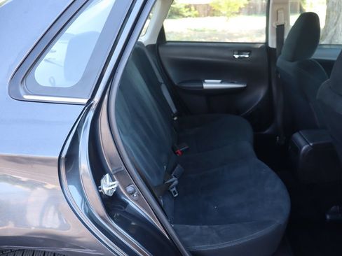 Used 2010 Subaru Impreza 2.5i Premium AWD/4WD image 21