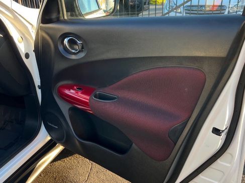 Used 2015 Nissan Juke SL image 28