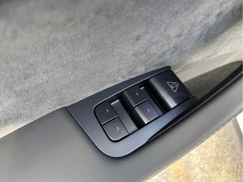 Used 2026 Tesla Model Y Long Range image 20