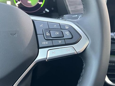 New 2026 Volkswagen Atlas SEL Premium R-Line AWD/4WD image 16