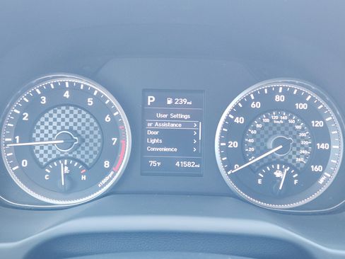 Used 2020 Hyundai Elantra SE w/ Cargo Package (C1) image 16