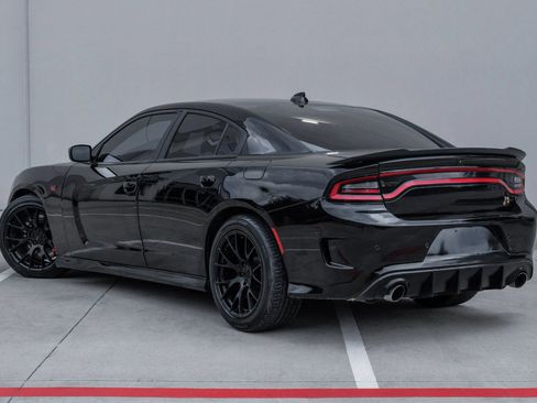 Used 2021 Dodge Charger R/T w/ Blacktop Package RWD image 15