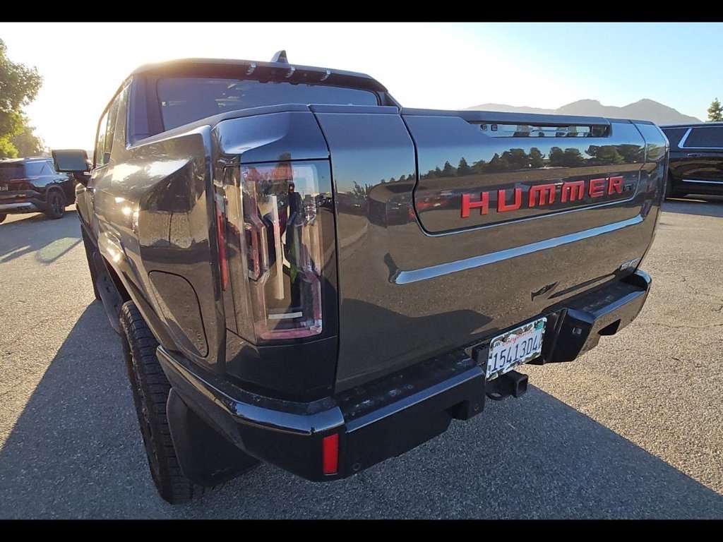 Used 2024 GMC Hummer EV 2X w/ LPO, Illumination Package AWD/4WD image 5