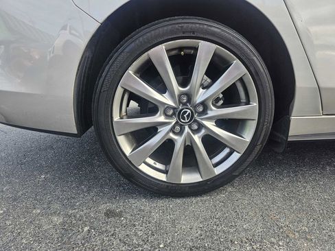 Used 2023 MAZDA MAZDA3 s image 8