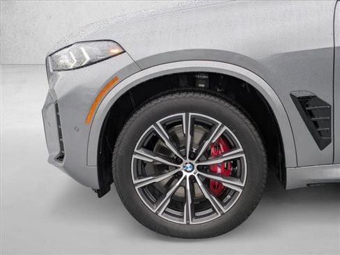 Used 2026 BMW X5 xDrive40i w/ M Sport Package image 10