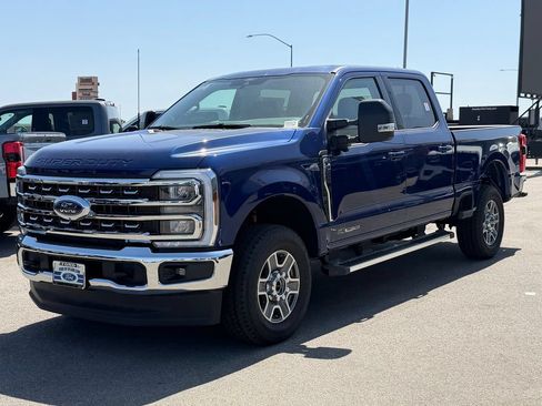 New 2026 Ford F250 Lariat w/ FX4 Off-Road Package AWD/4WD image 4