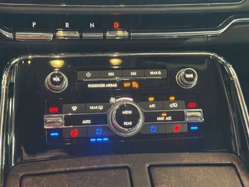 Certified 2022 Lincoln Navigator Black Label AWD/4WD image 23