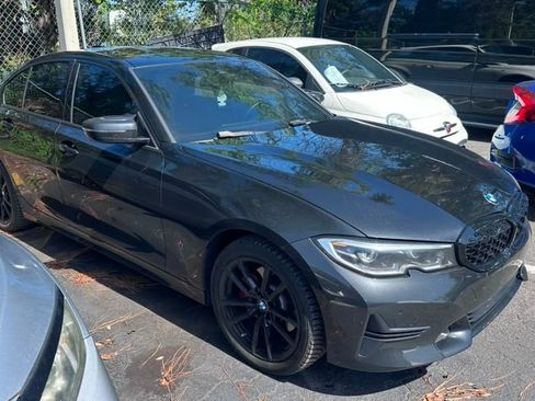 Used 2019 BMW 330i xDrive Sedan w/ Premium Package AWD/4WD image 5