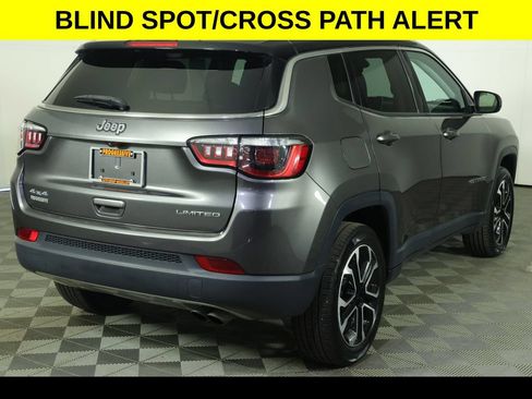Used 2022 Jeep Compass Limited w/ Sun and Sound Group AWD/4WD image 11
