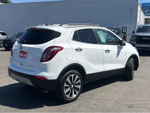 Certified 2021 Buick Encore Preferred FWD image 11