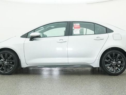 New 2026 Toyota Corolla XSE FWD image 4