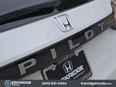 New 2026 Honda Pilot EX-L image 7
