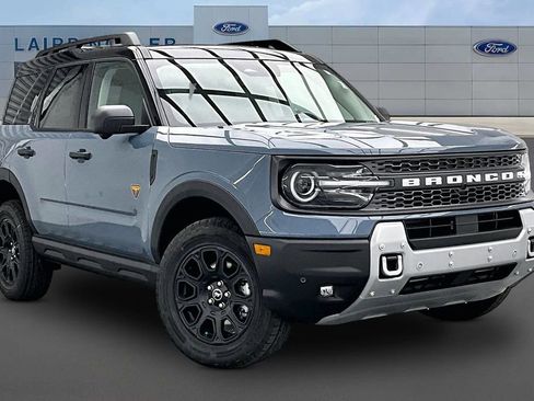 New 2026 Ford Bronco Sport Badlands AWD/4WD image 2