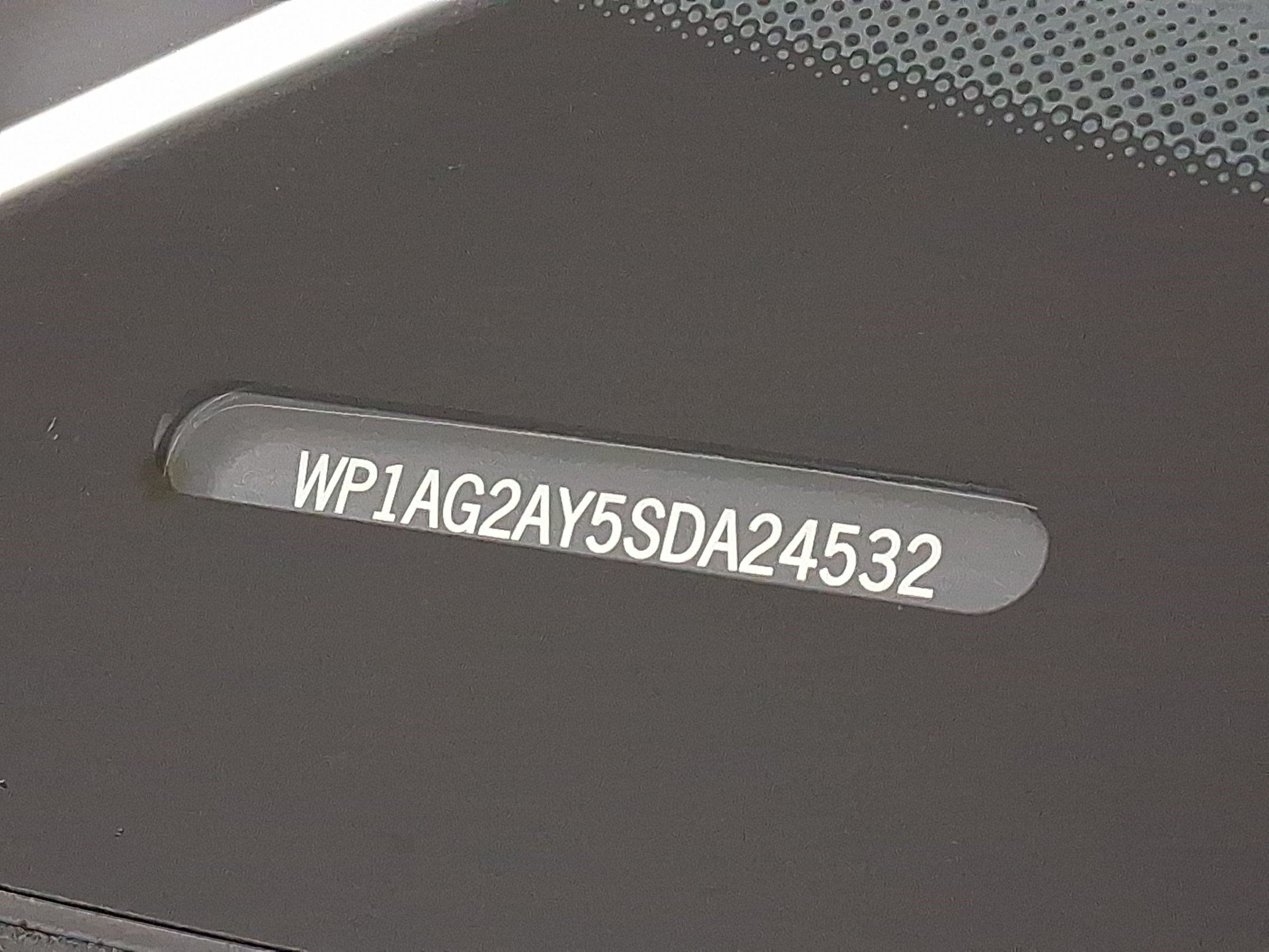 Certified 2025 Porsche Cayenne GTS AWD/4WD image 40