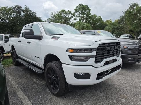 Used 2026 RAM 2500 Big Horn AWD/4WD image 2
