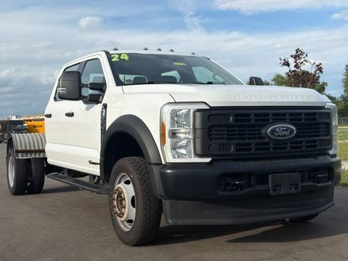 Used 2024 Ford F550 4x4 Crew Cab Super Duty image 1