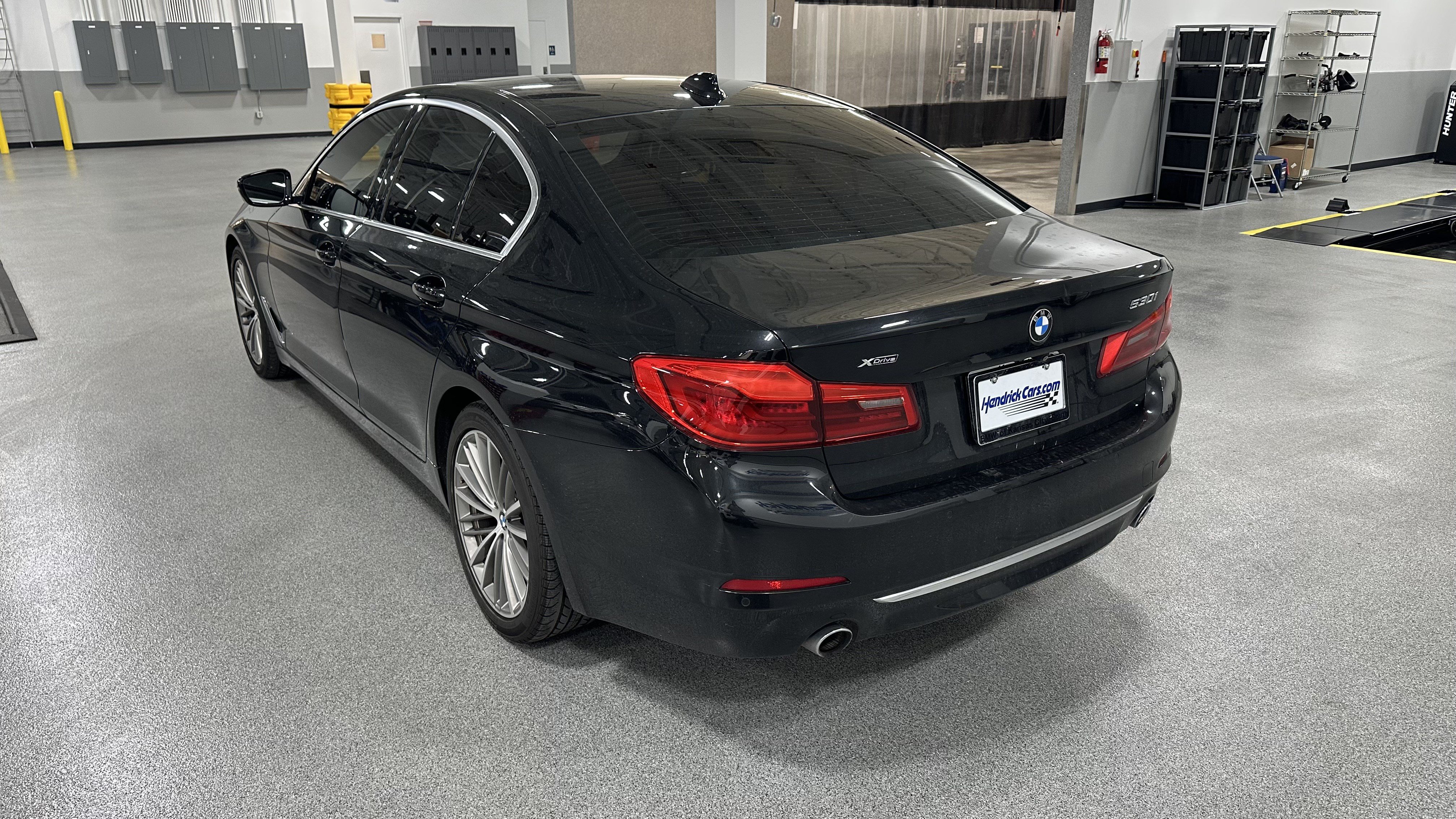 Used 2019 BMW 530i xDrive w/ Luxury Package AWD/4WD image 8