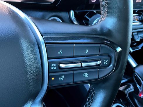 Used 2024 Chevrolet Colorado LT w/ LT Convenience Package III image 22