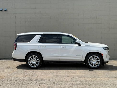 Used 2024 Chevrolet Tahoe High Country w/ Advanced Technology Package AWD/4WD image 11