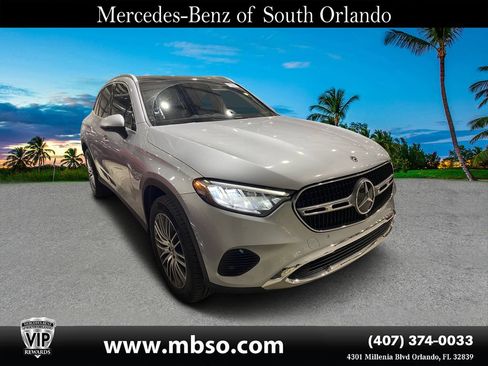 Certified 2025 Mercedes-Benz GLC 300 image 1