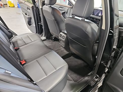 Used 2023 Nissan Rogue SV w/ SV Premium B Package AWD/4WD image 11